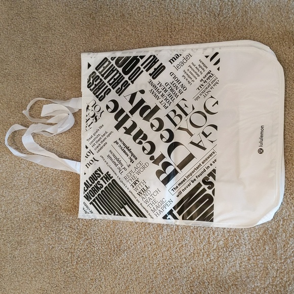 New Large Black & White Breathe Deeply Lululemon Reusable Tote - Picture 2 of 8